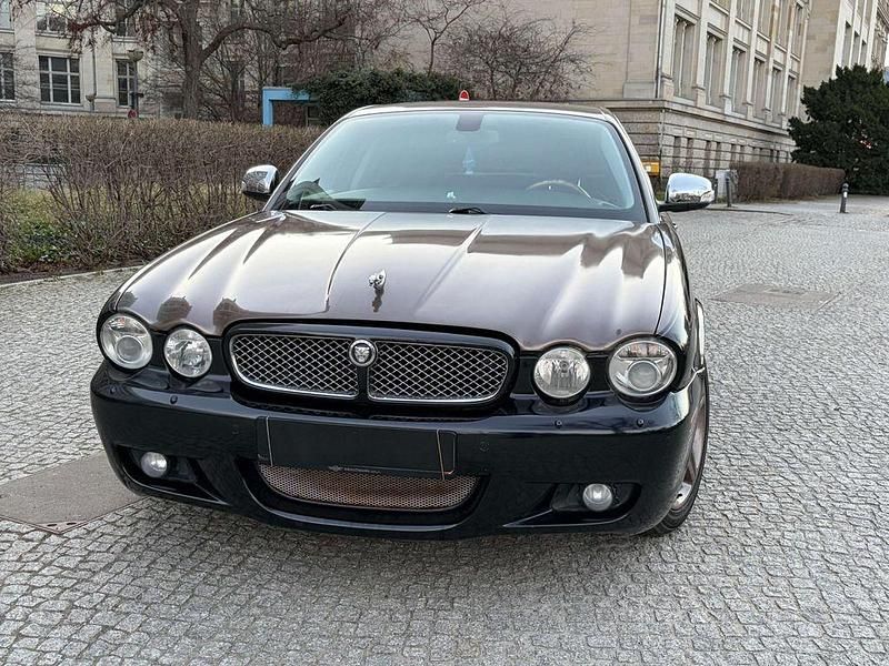 Gebraucht Jaguar XJ8 Executive 298 PS (219 kW) 2008 Schwarz Limousine
