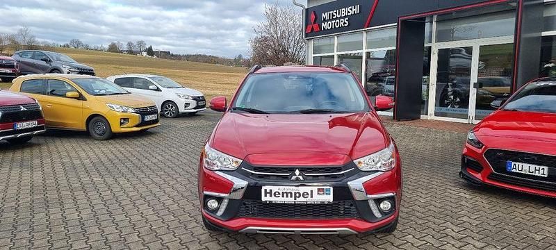 Gebraucht Mitsubishi ASX Edition 117 PS (86 kW) 2017 Karminrot SUV