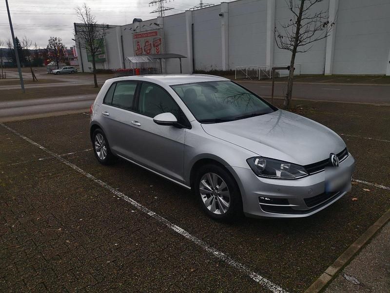 Silber Gebraucht 2013 VW Golf VII Limousine | 10.000 € (Fairer Preis) - Bild 1/4
