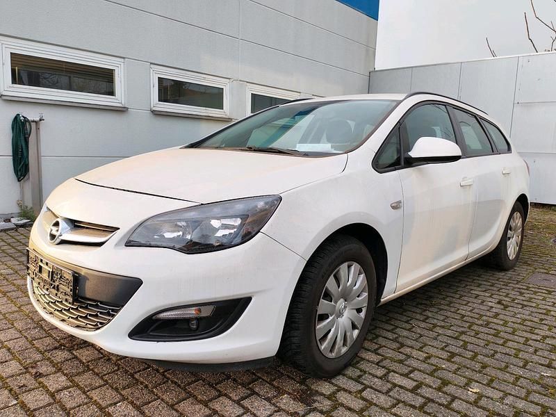 Gebraucht Opel Astra 110 PS (80 kW) 2015 Weiß Kombi