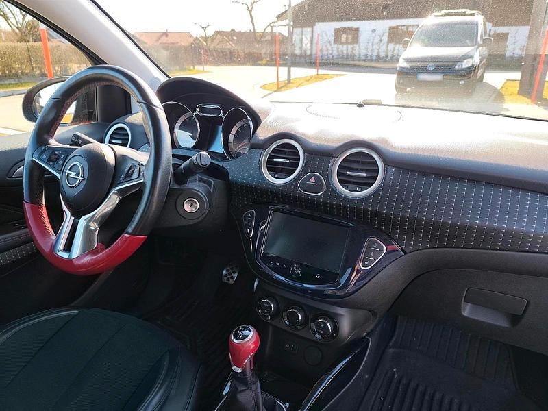Gebraucht Opel Adam 101 PS (74 kW) 2013 Rot Kleinwagen