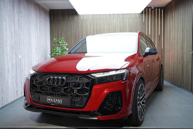 Rot Gebraucht 2024 Audi Q7 S-Line SUV | 83.300 € (Teuer) - Bild 1/4
