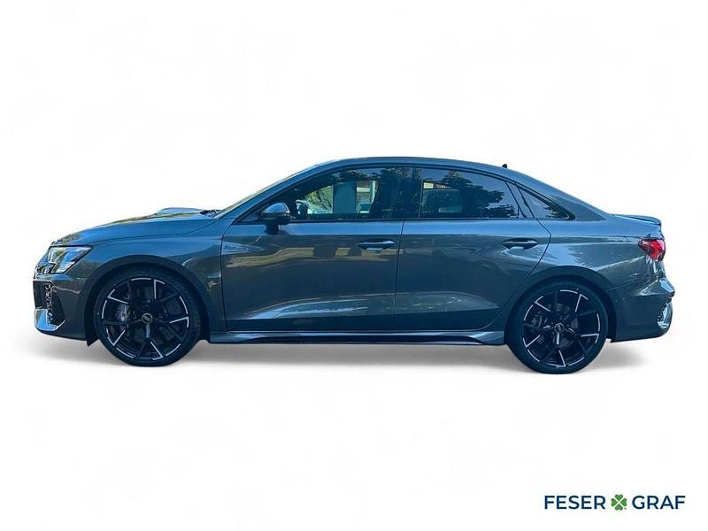Gebraucht Audi RS3 Ambiente 400 PS (294 kW) 2022 Daytonagrau perleffekt Limousine