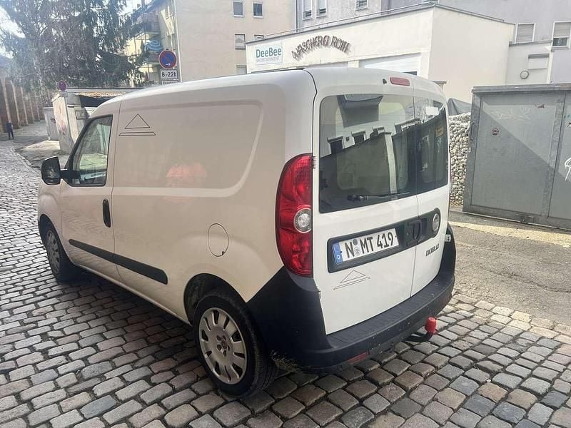 Gebraucht Fiat Doblò 77 PS (56 kW) 2009 Van / Kleinbus