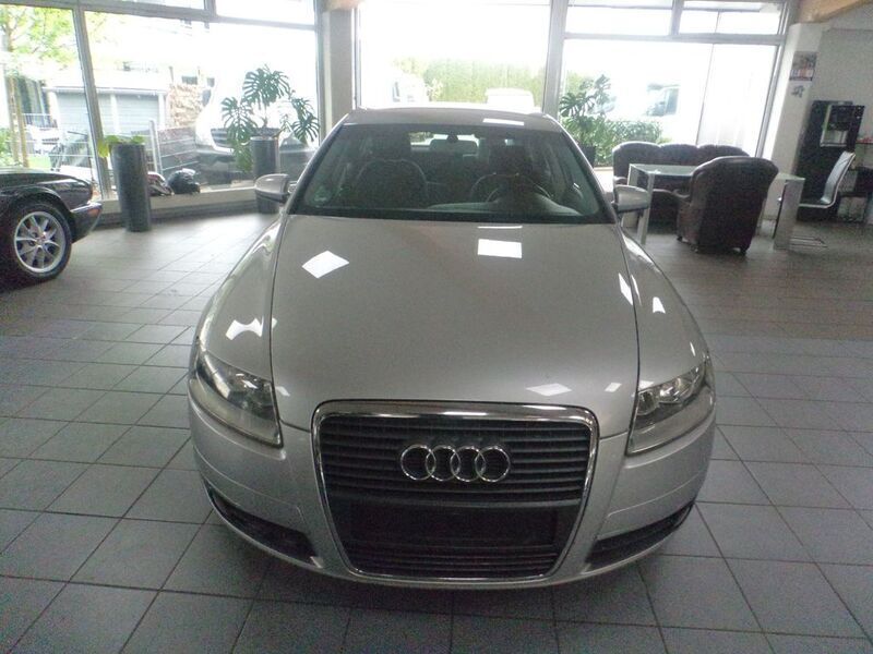 Silber Gebraucht 2004 Audi A6 Limousine | 5.999 € - Bild 1/4