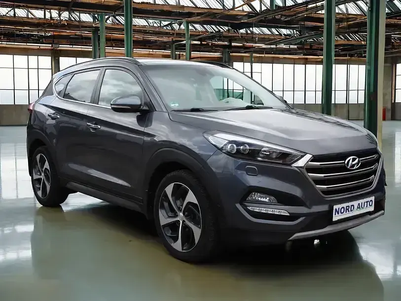Gebraucht Hyundai Tucson Prime 177 PS (130 kW) 2016 Schwarz SUV