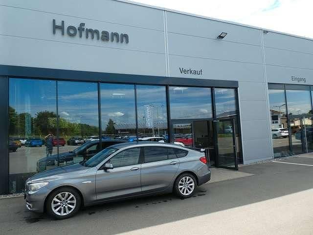 Grau Gebraucht 2009 BMW 550 Gran Turismo Shadowline Limousine | 6.950 € - Bild 1/4