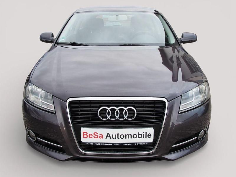 Gebraucht Audi A3 Ambition 140 PS (102 kW) 2012 Violet Kleinwagen