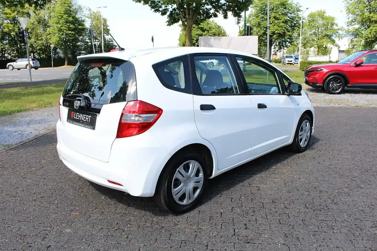 Gebraucht Honda Jazz 90 PS (66 kW) 2012 Weiß Kleinwagen