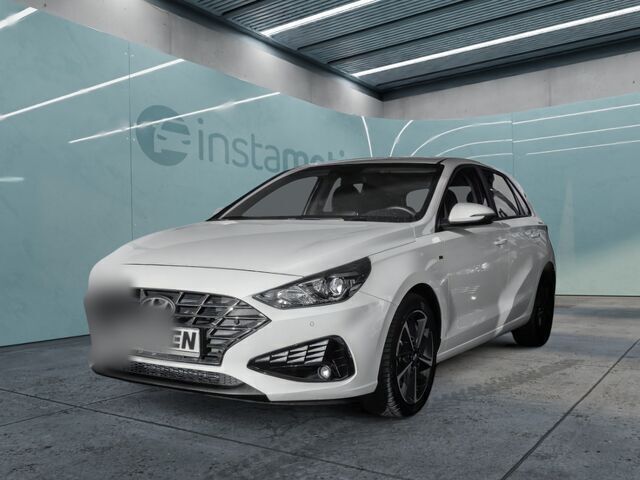 Weiß Gebraucht 2023 Hyundai i30 Trend | 19.900 € (Fairer Preis) - Bild 1/2