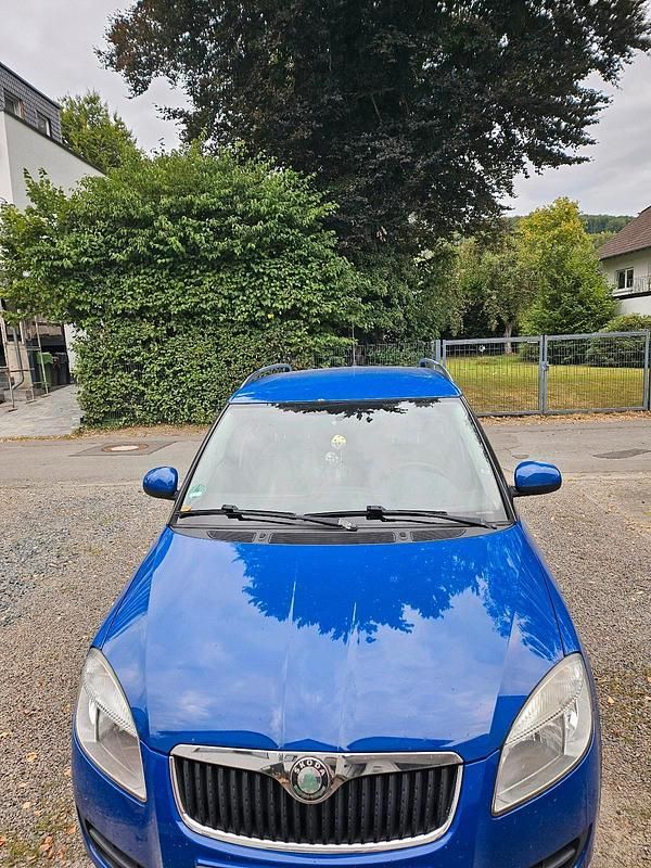 Blau Gebraucht 2009 Skoda Fabia Kombi | 2.000 € - Bild 1/4