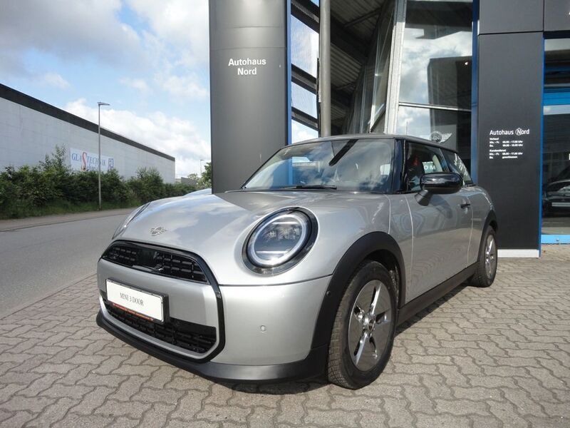 Gebraucht Mini Cooper Classic 156 PS (114 kW) 2024 Silber Kleinwagen