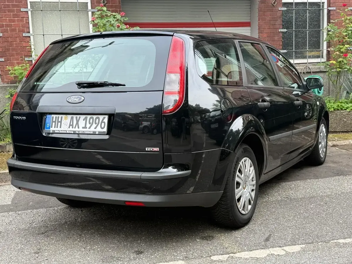 Gebraucht Ford Focus 109 PS (80 kW) 2006 Schwarz Kombi