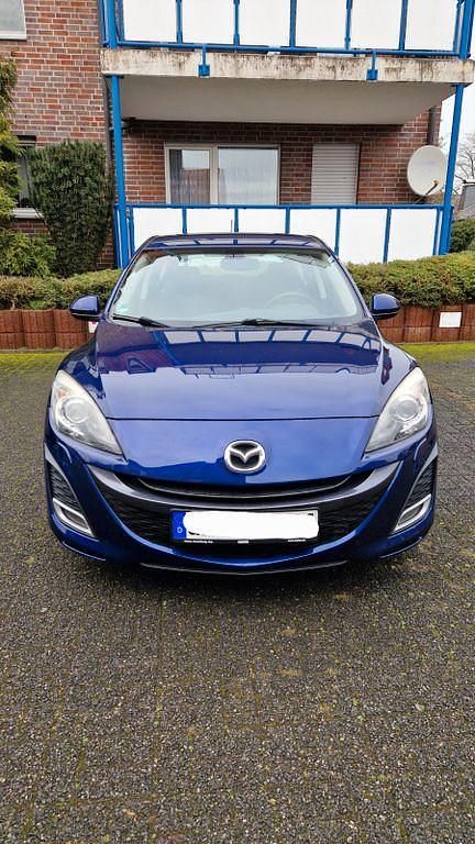 Blau Gebraucht 2010 Mazda 3 Sports-Line Limousine | 5.000 € (Guter Preis) - Bild 1/4