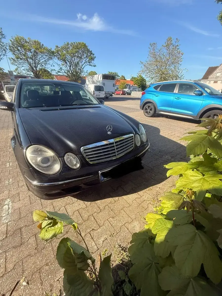 Gebraucht Mercedes E320 224 PS (164 kW) 2006 Schwarz Limousine