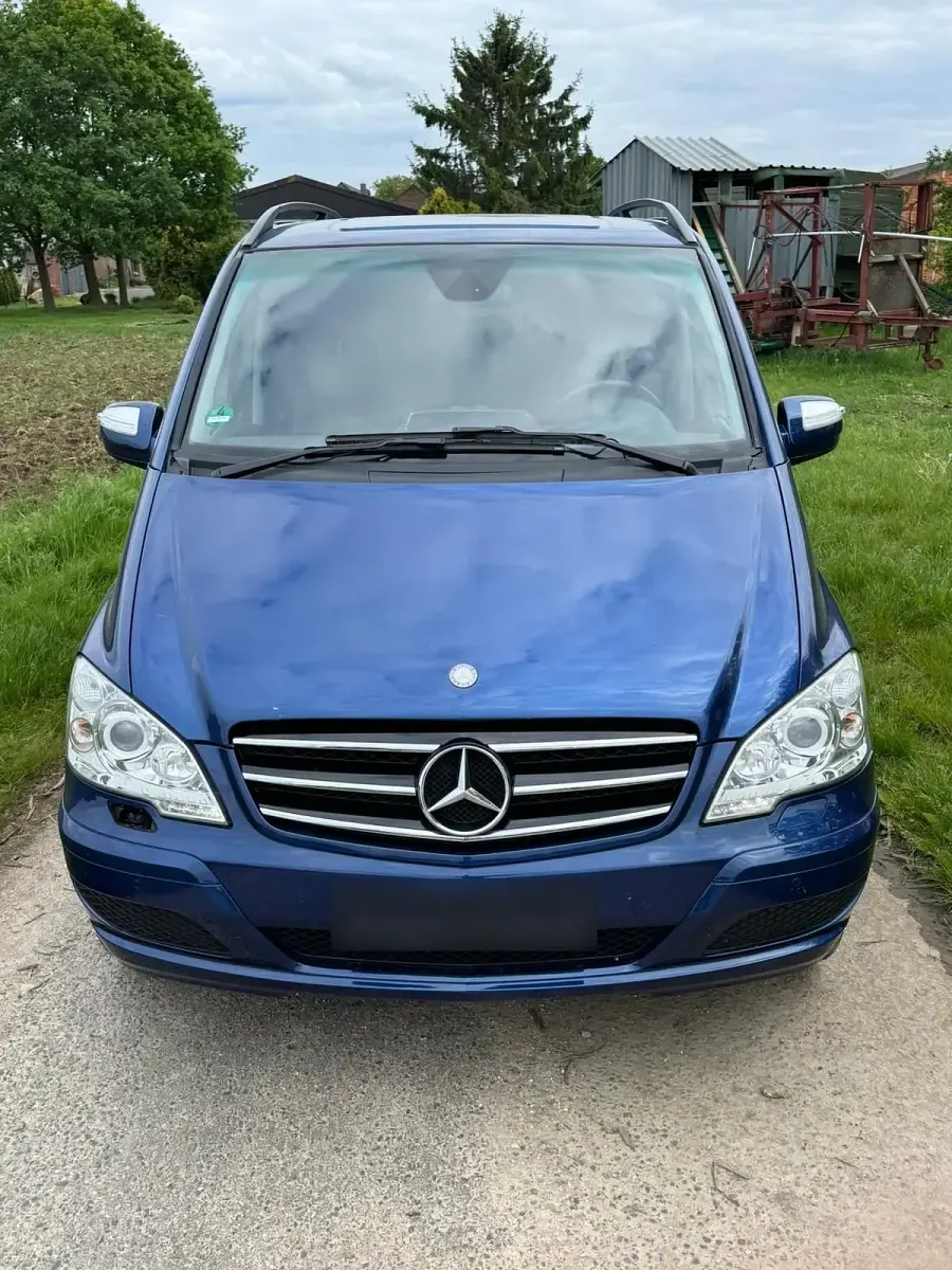 Gebraucht Mercedes Viano 163 PS (119 kW) 2012 Blau Van / Kleinbus