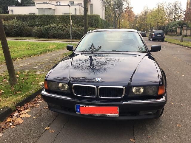 Gebraucht BMW 728 193 PS (141 kW) 1997 Blau metallic Limousine
