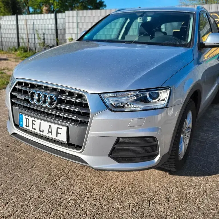 Gebraucht Audi Q3 Basis 150 PS (110 kW) 2015 Silber SUV