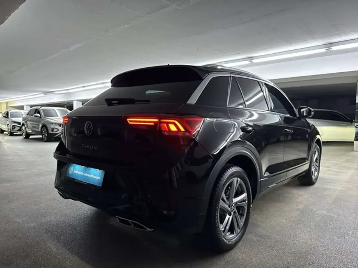 Gebraucht VW T-Roc R-line 150 PS (110 kW) 2025 Schwarz SUV