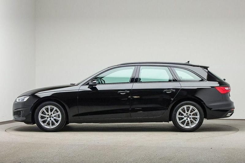 Gebraucht Audi A4 204 PS (150 kW) 2022 Brillantschwarz Kombi