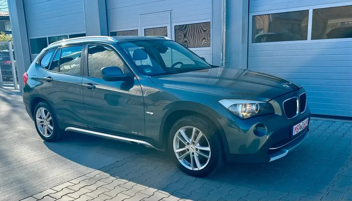 Gebraucht BMW X1 xLine 143 PS (105 kW) 2010 Tasman metallic SUV