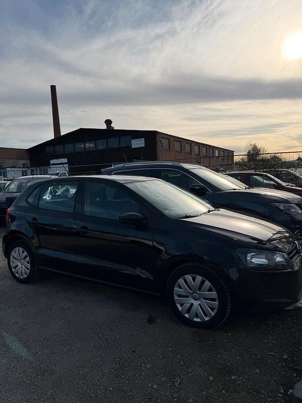 Gebraucht VW Polo 60 PS (44 kW) 2011 Schwarz Kleinwagen