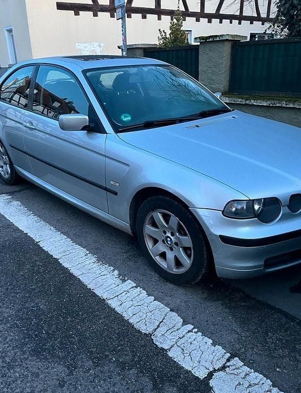 Silber Gebraucht 2003 BMW 316 Limousine | 989 € (Superpreis) - Bild 1/4