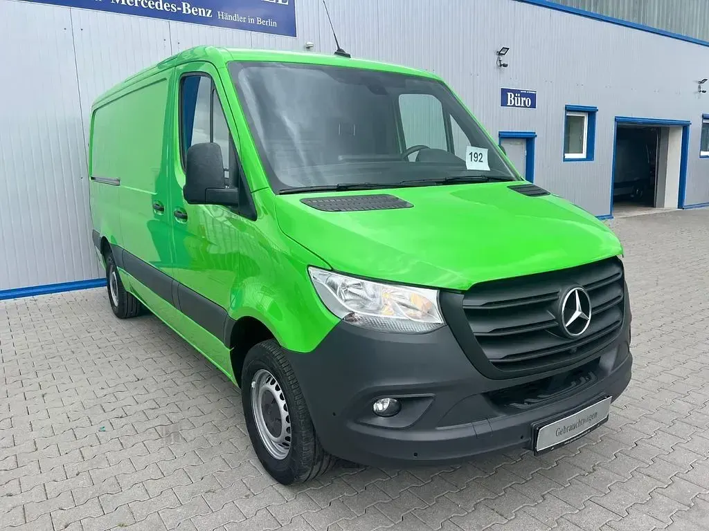 Gebraucht Mercedes Sprinter 170 PS (125 kW) 2021 Gelbgrün Van