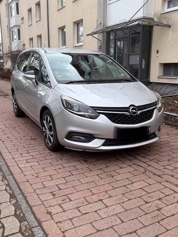 Gebraucht Opel Zafira Tourer 170 PS (125 kW) 2017 Silber Van / Kleinbus