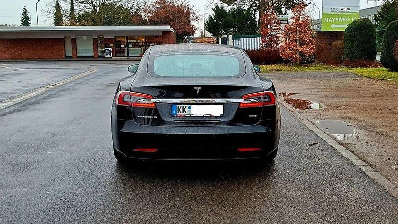 Gebraucht Tesla Model S 386 kW (525 PS) 2018 Schwarz Kleinwagen