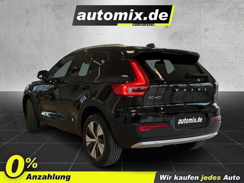 Gebraucht Volvo XC40 Core 163 PS (119 kW) 2023 Onyx black / SUV