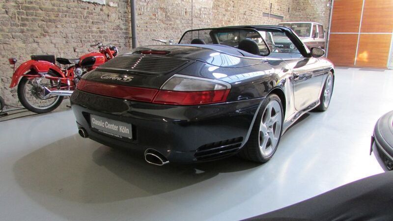 Gebraucht Porsche 996 320 PS (235 kW) 2004 Grau Cabrio