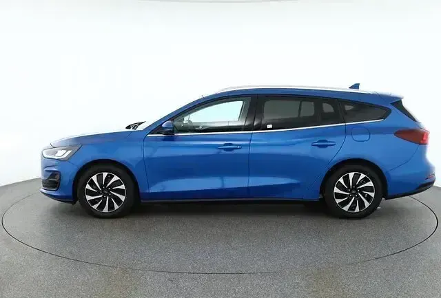 Gebraucht Ford Focus Titanium X 125 PS (91 kW) 2025 Blau Kombi