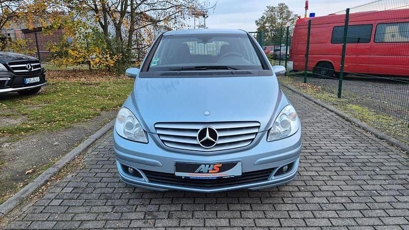 Gebraucht Mercedes B170 116 PS (85 kW) 2006 Blau Van / Kleinbus