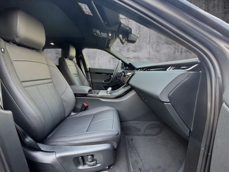 Gebraucht Land Rover Range Rover evoque SE Dynamic 204 PS (150 kW) 2025 Eiger grey SUV