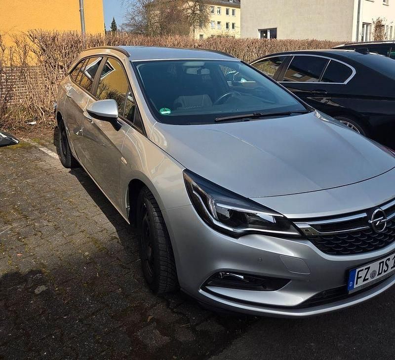 Gebraucht Opel Astra Edition 150 PS (110 kW) 2018 Silber Kombi