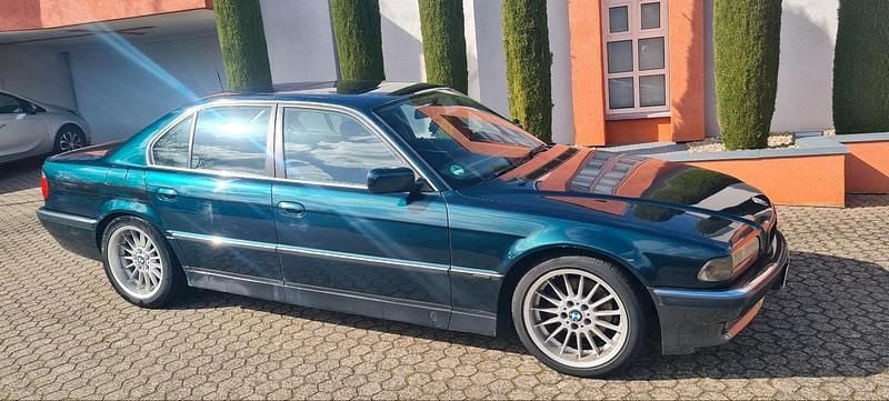 Gebraucht BMW 730 230 PS (169 kW) 1994 Grün Limousine
