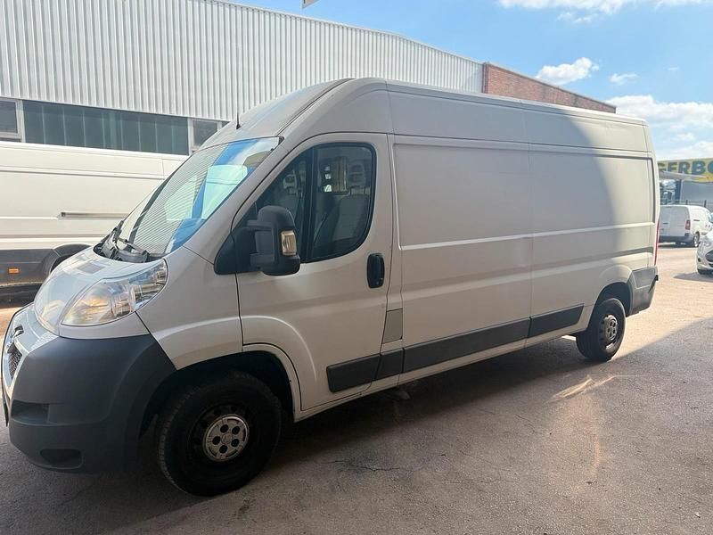 Gebraucht Peugeot Boxer 120 PS (88 kW) 2011 Weiß Van