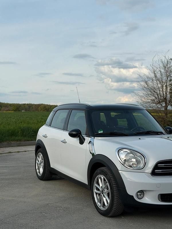 Gebraucht Mini Countryman 122 PS (89 kW) 2016 Weiß SUV