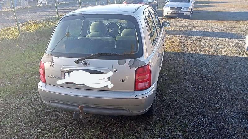 Gebraucht Nissan Micra 60 PS (44 kW) 2002 Alabaster silver m. Kleinwagen