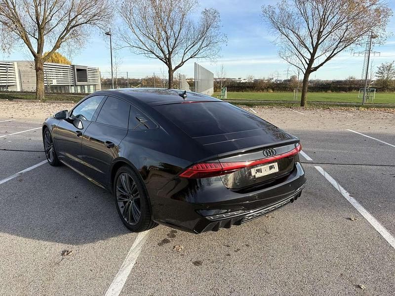 Gebraucht Audi S7 Basis 344 PS (253 kW) 2024 Schwarz Kleinwagen