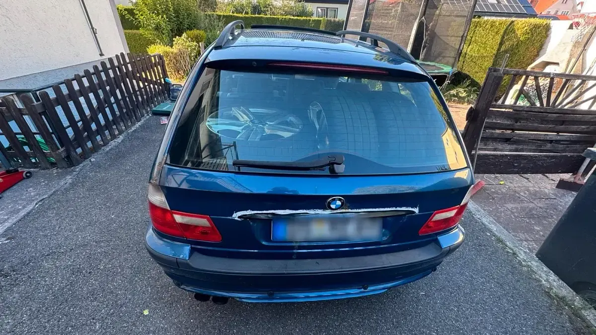 Gebraucht BMW 320 170 PS (125 kW) 2002 Blau Kombi