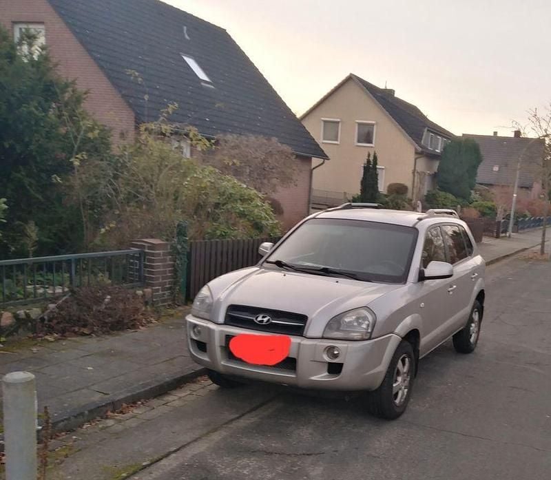 Silber Gebraucht 2007 Hyundai Tucson SUV | 4.700 € (Fairer Preis) - Bild 1/4