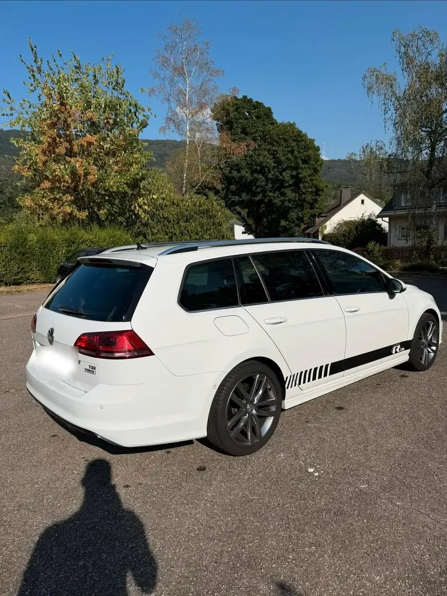 Gebraucht VW Golf VII R-line 150 PS (110 kW) 2015 Weiß Kombi