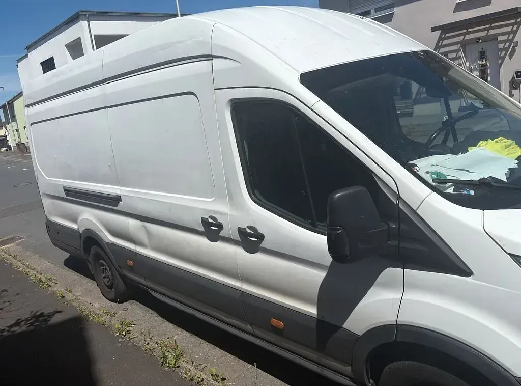 Gebraucht Ford Transit 131 PS (96 kW) 2017 Weiß Van / Kleinbus