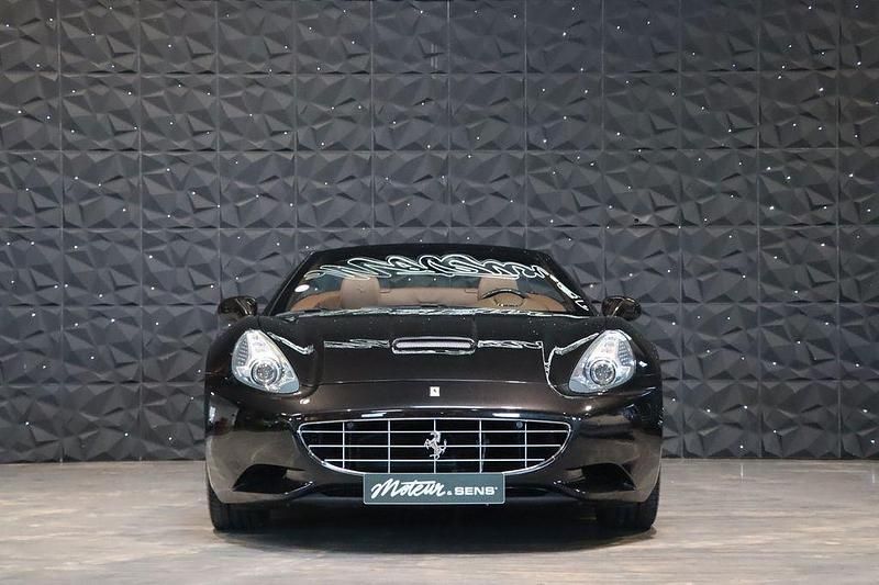 Gebraucht Ferrari California 489 PS (359 kW) 2012 Schwarz Cabrio