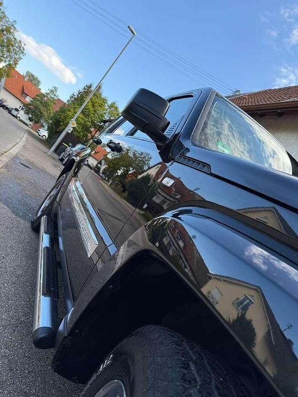 Gebraucht Jeep Cherokee Limited 204 PS (150 kW) 2009 Schwarz SUV