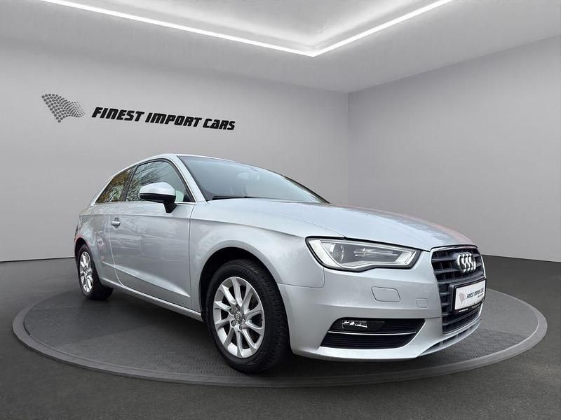 Gebraucht Audi A3 Attraction 122 PS (89 kW) 2014 Silber Limousine