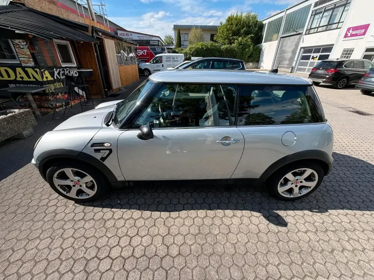 Gebraucht Mini ONE 90 PS (66 kW) 2006 Silber Kleinwagen