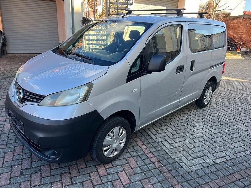 Gebraucht Nissan NV200 Premium Edition 110 PS (80 kW) 2010 Silber Van / Kleinbus